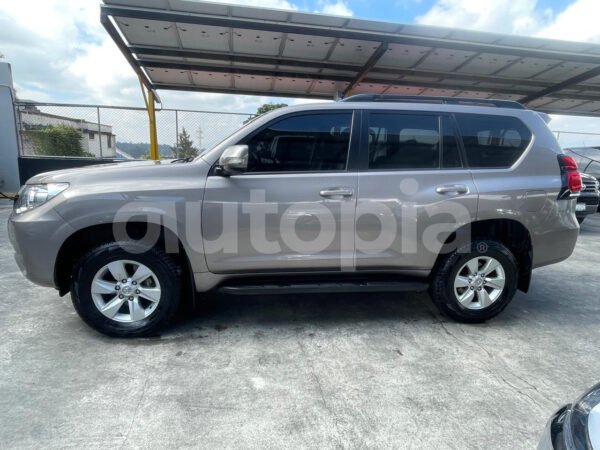 Toyota Land Cruiser Prado T4-0003 - Imagen 3