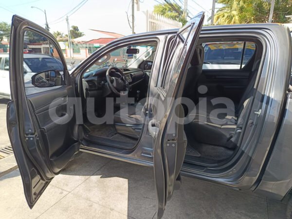 Toyota Hilux Mecánico H-0128 - Imagen 7
